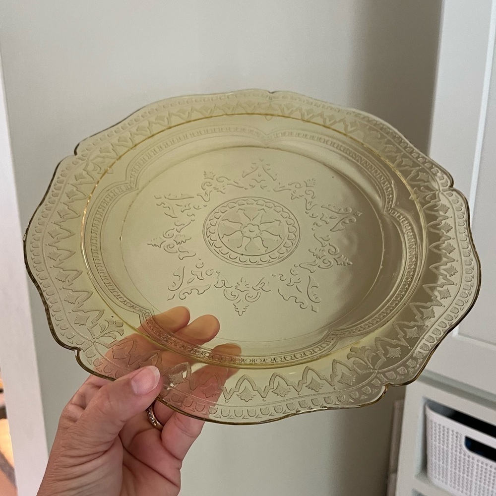Vintage Federal Glass Patrician Spoke Depression Glass 11” Dinner Plate - Picture 4 of 13